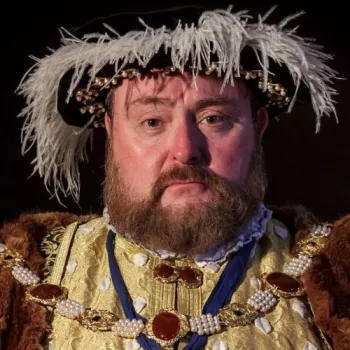 Actor dressed as Henry 8th  